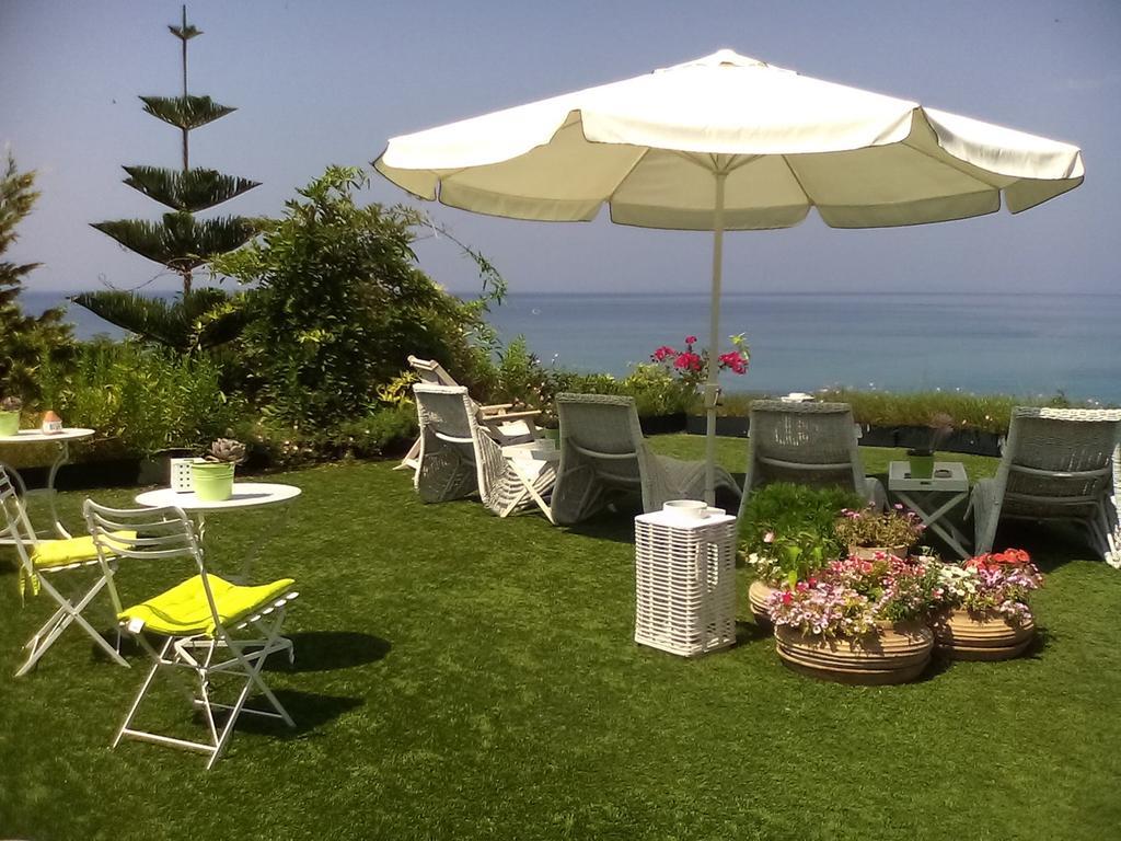 Palmina Mare Villa And Studios Паралия Враху Стая снимка