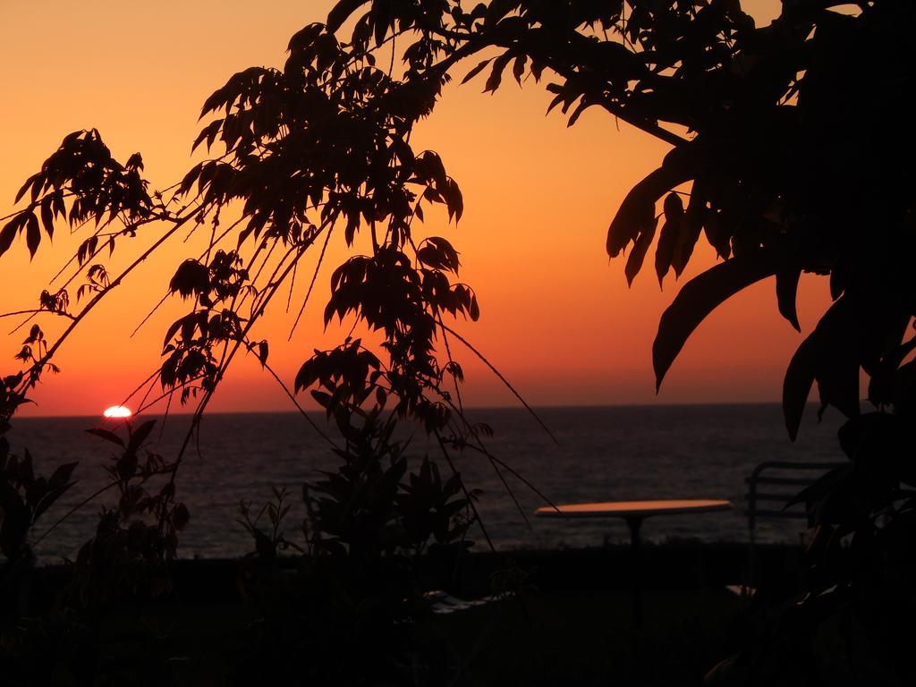 Palmina Mare Villa And Studios Паралия Враху Екстериор снимка