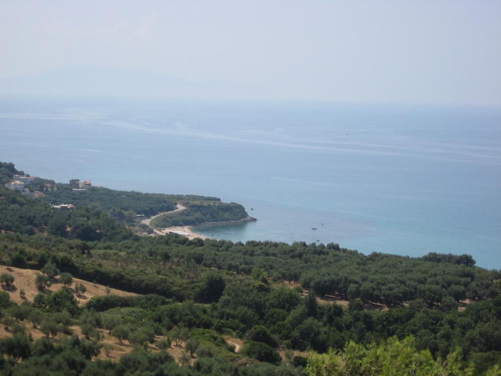 Palmina Mare Villa And Studios Паралия Враху Екстериор снимка