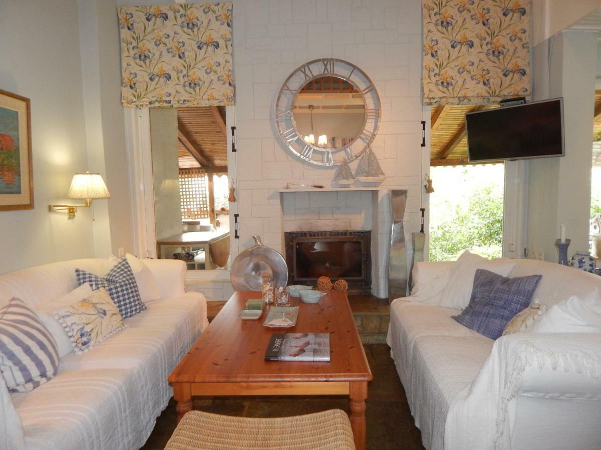 Palmina Mare Villa And Studios Паралия Враху Екстериор снимка
